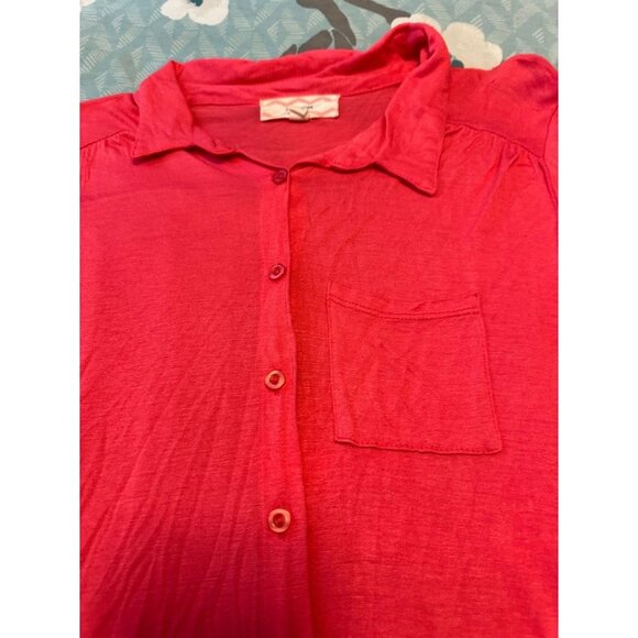 6 FOR $15 Pink rose small button down shirt - Picture 2 of 3